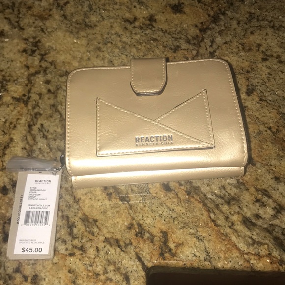 Handbags - Kenneth Cole wallet